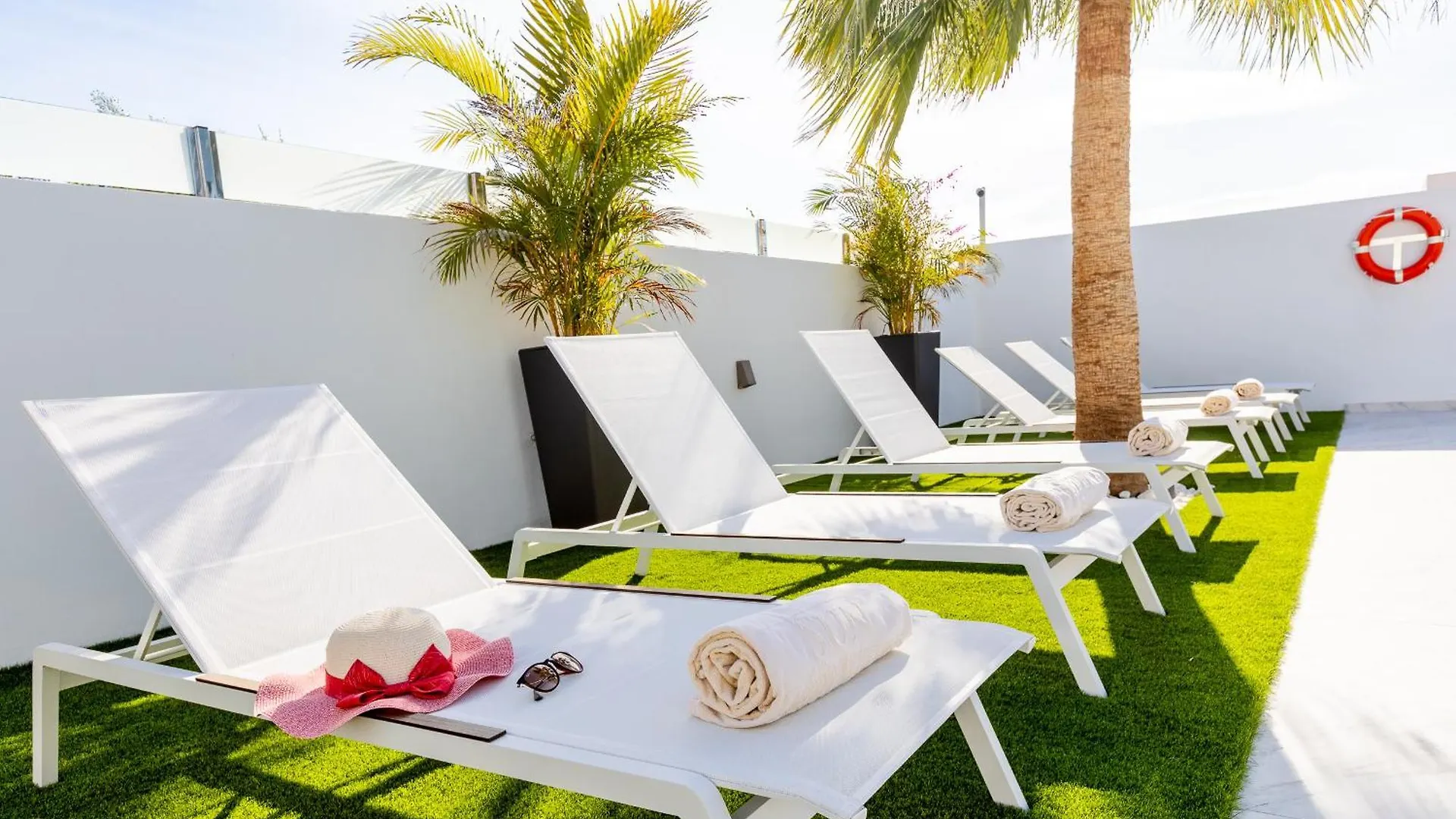 Villa Nicole Wifi, Gym, Heated Pool 卡亚俄萨尔瓦赫 度假居