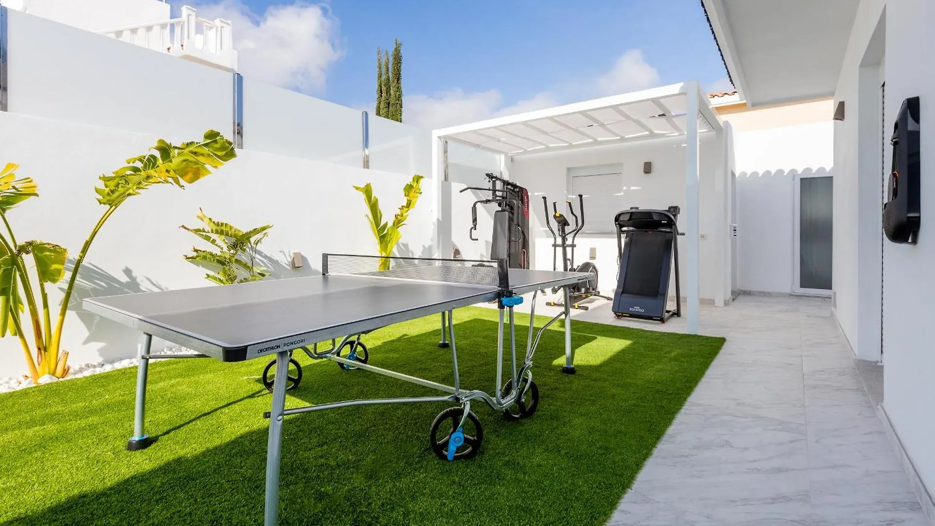 Villa Nicole Wifi, Gym, Heated Pool 卡亚俄萨尔瓦赫 0*,